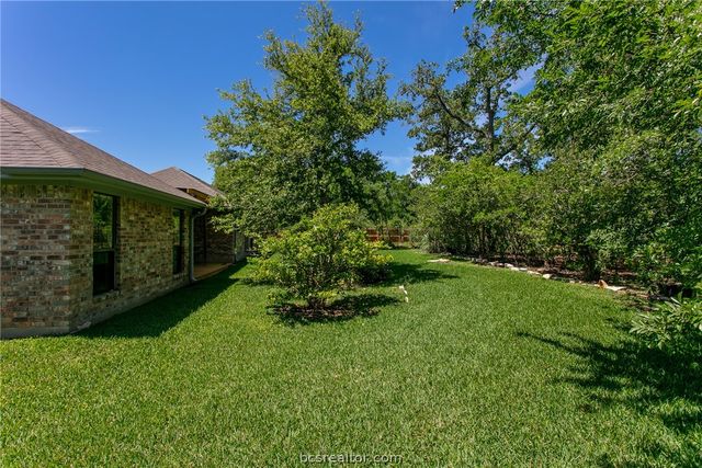 4603 Colonial Circle, College Station, TX 77845