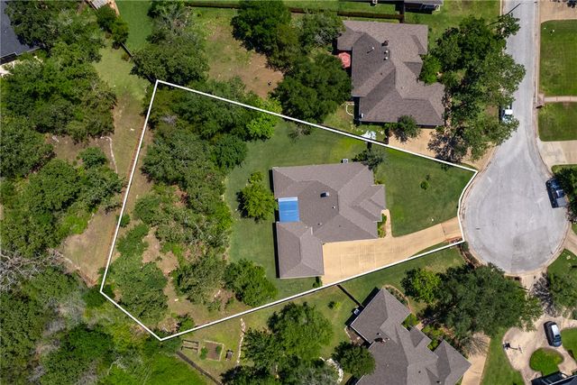 4603 Colonial Circle, College Station, TX 77845