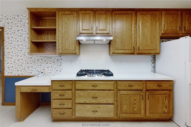 4603 Colonial Circle, College Station, TX 77845
