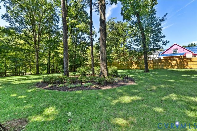 214 W Brook Run Dr, Henrico, VA 23238