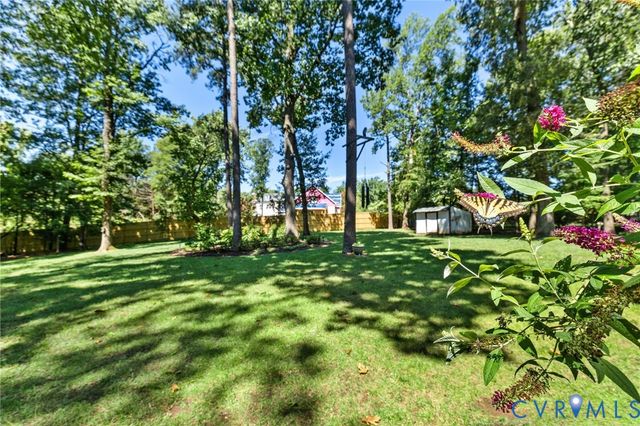 214 W Brook Run Dr, Henrico, VA 23238