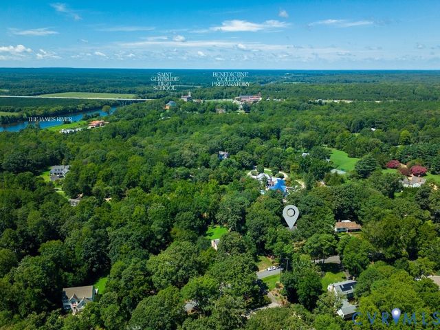 214 W Brook Run Dr, Henrico, VA 23238