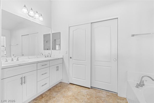 304 Iron Summit Avenue, North Las Vegas, NV 89031