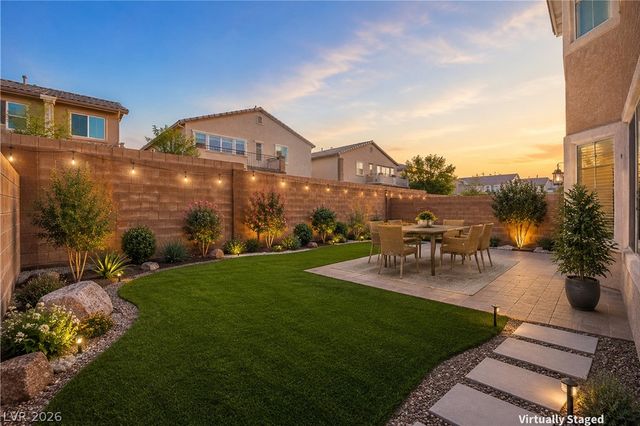 304 Iron Summit Avenue, North Las Vegas, NV 89031
