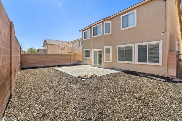 304 Iron Summit Avenue, North Las Vegas, NV 89031