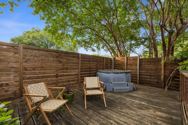 707 Bondstone Drive, Dallas, TX 75218