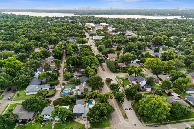 707 Bondstone Drive, Dallas, TX 75218
