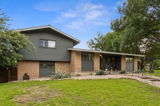 707 Bondstone Drive, Dallas, TX 75218