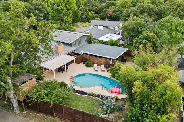 707 Bondstone Drive, Dallas, TX 75218