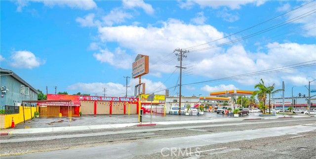 7201 Santa Fe, Huntington Park, CA 90255