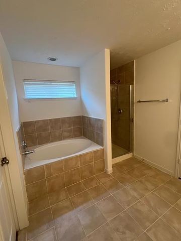 3218 Quail Run Drive, Humble, TX 77396