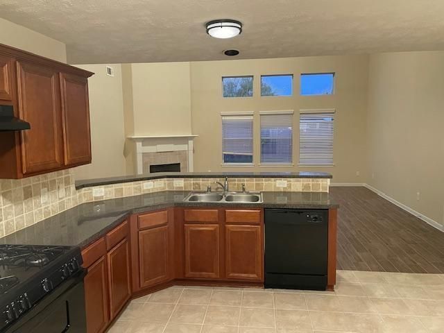 3218 Quail Run Drive, Humble, TX 77396