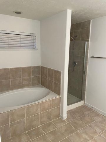 3218 Quail Run Drive, Humble, TX 77396