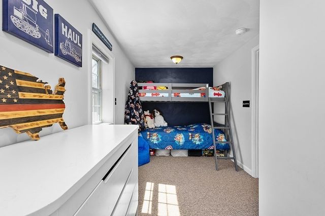 28 Deanville Rd, Attleboro, MA 02703