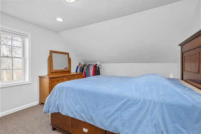 28 Deanville Rd, Attleboro, MA 02703