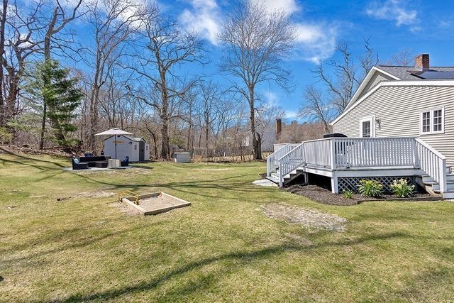 28 Deanville Rd, Attleboro, MA 02703