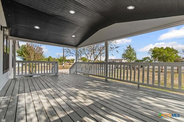 180 Dunlap Circle, Kyle, TX 78640