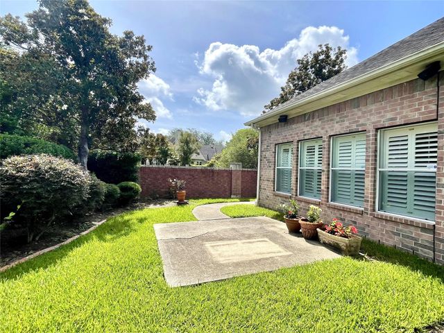 1150 Sienna Hill Drive, Houston, TX 77077