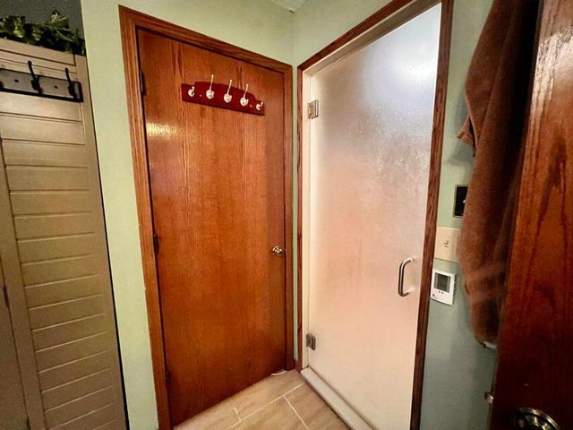 190 Potential Drive, Hollister, MO 65672