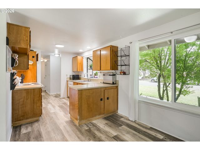 604 Sw 2ND Ct, Battle Ground, WA 98604
