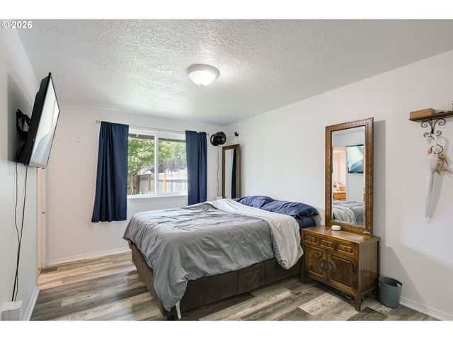 604 Sw 2ND Ct, Battle Ground, WA 98604