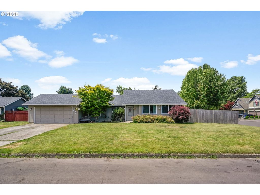 604 Sw 2ND Ct, Battle Ground, WA 98604