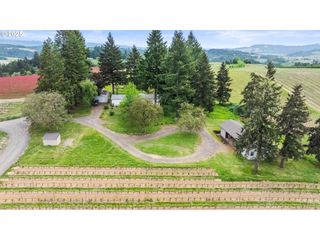 8810 Ne BLACKBURN Rd, Yamhill, OR 97148