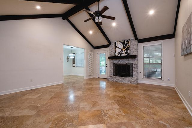 1104 Kings Mountain Drive, Little Rock, AR 72211