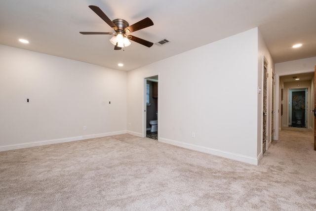 1104 Kings Mountain Drive, Little Rock, AR 72211