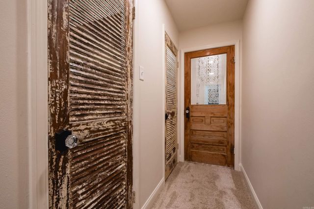 1104 Kings Mountain Drive, Little Rock, AR 72211