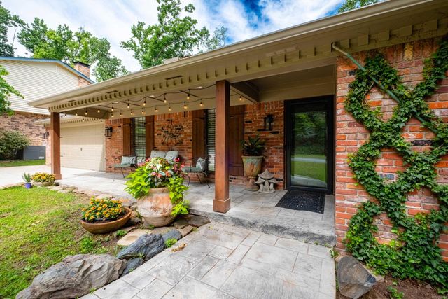 1104 Kings Mountain Drive, Little Rock, AR 72211