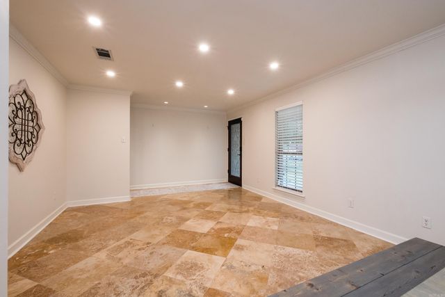 1104 Kings Mountain Drive, Little Rock, AR 72211