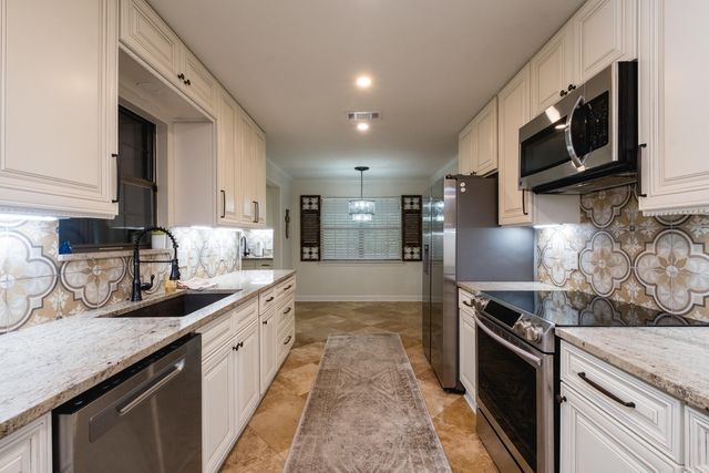 1104 Kings Mountain Drive, Little Rock, AR 72211