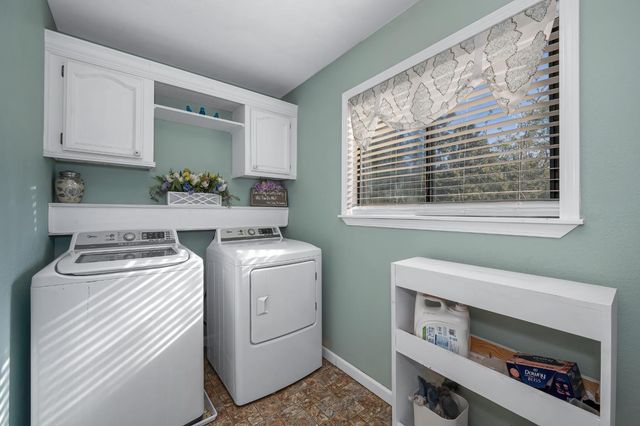 210 Meadow Gate Rd, Meadow Vista, CA 95722