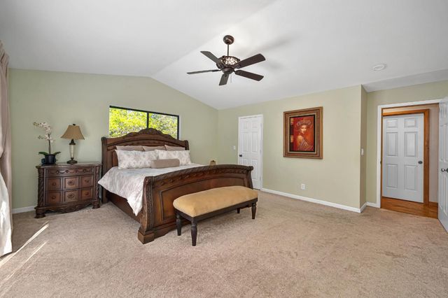 210 Meadow Gate Rd, Meadow Vista, CA 95722