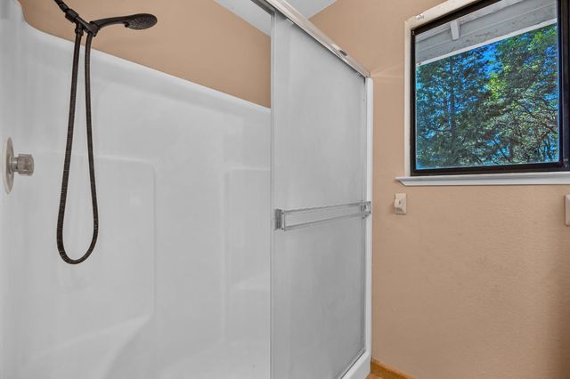 210 Meadow Gate Rd, Meadow Vista, CA 95722