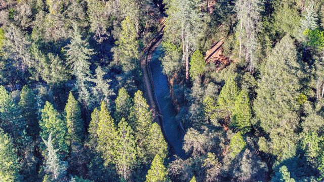 210 Meadow Gate Rd, Meadow Vista, CA 95722