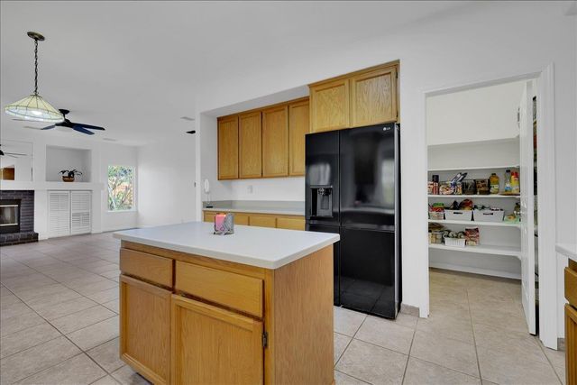 8772 Newry Ct, Elk Grove, CA 95624