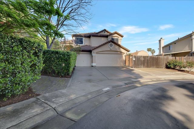 8772 Newry Ct, Elk Grove, CA 95624