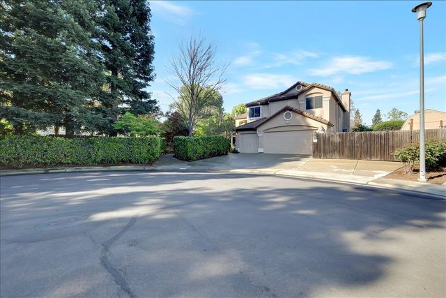 8772 Newry Ct, Elk Grove, CA 95624