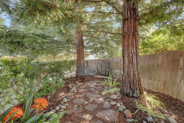 8772 Newry Ct, Elk Grove, CA 95624