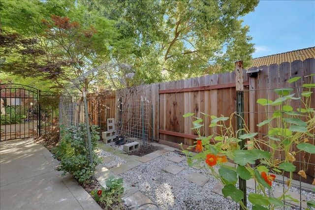 8772 Newry Ct, Elk Grove, CA 95624