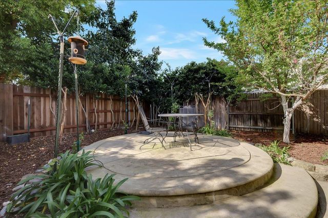 8772 Newry Ct, Elk Grove, CA 95624