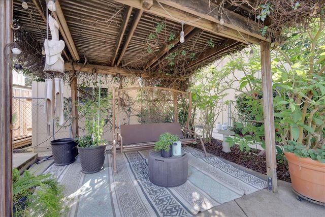 8772 Newry Ct, Elk Grove, CA 95624