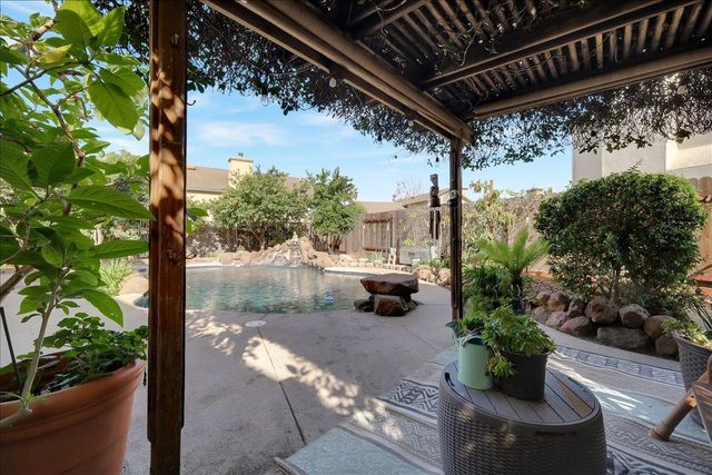 8772 Newry Ct, Elk Grove, CA 95624