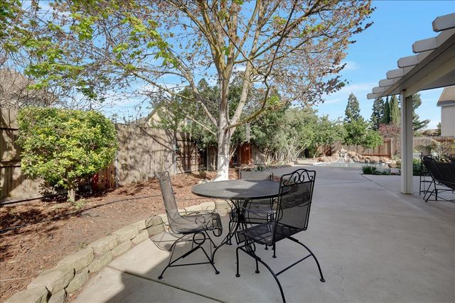 8772 Newry Ct, Elk Grove, CA 95624