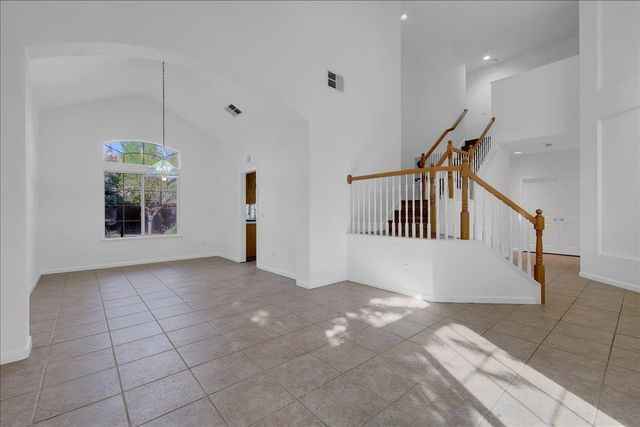 8772 Newry Ct, Elk Grove, CA 95624