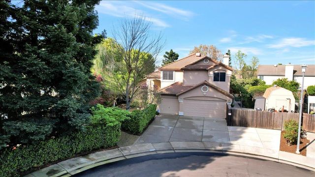 8772 Newry Ct, Elk Grove, CA 95624