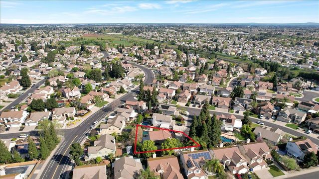 8772 Newry Ct, Elk Grove, CA 95624