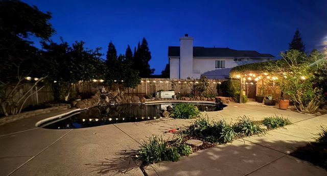 8772 Newry Ct, Elk Grove, CA 95624